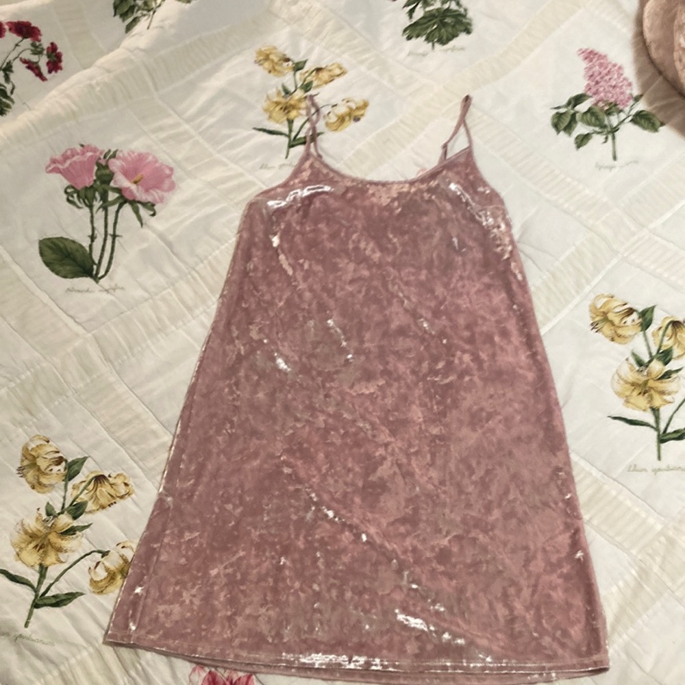 pink velour nightgown with adjustable straps size  medium Victoria’s S LN